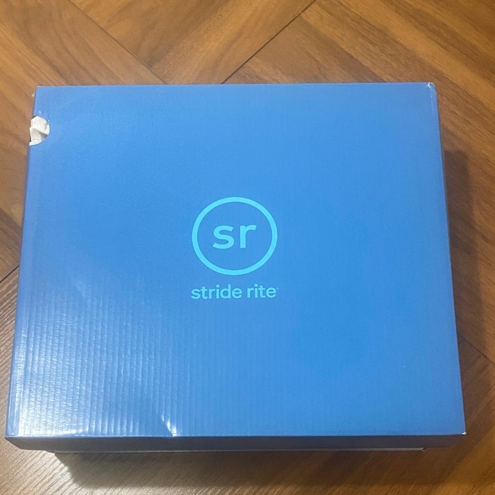 Stride Rite Girl Brown Bootie Sz 3M. Brand new!! Great for back to school!!
